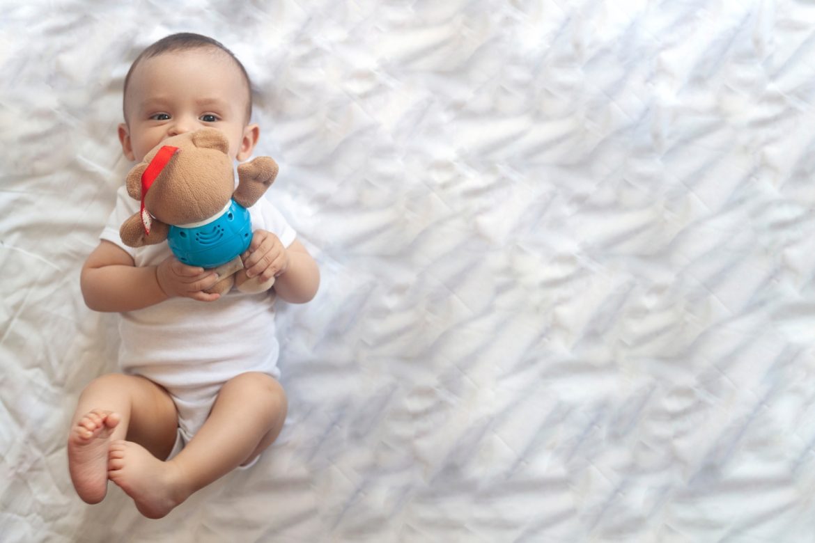 Baby Schlaf 7 Monate: Schlafrhythmus, Wachzeiten und Tipps